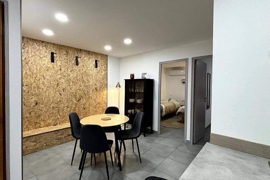 Tres Bel Appartement Climatise - Chez Tom Et Anna Bédoin Exteriör bild